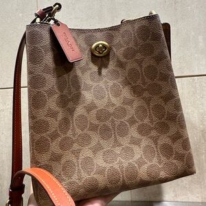 Willow Bucket Bag